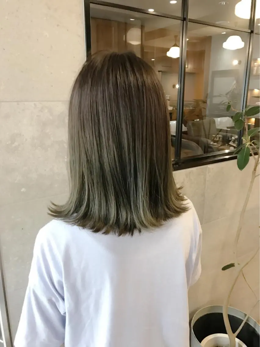 ミディアム 開發 智也のヘアスタイル