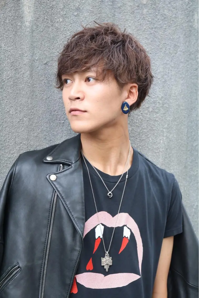 ショート カラー パーマ 及川 翔のヘアスタイル