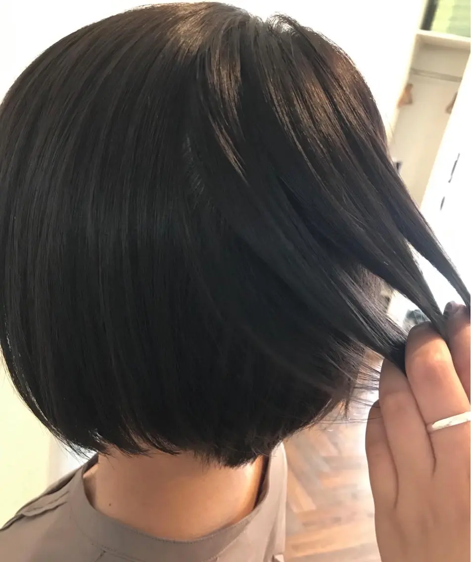 ショート カラー 透明感カラー グレージュ イルミナカラー mayo 🐄🌈のヘアスタイル