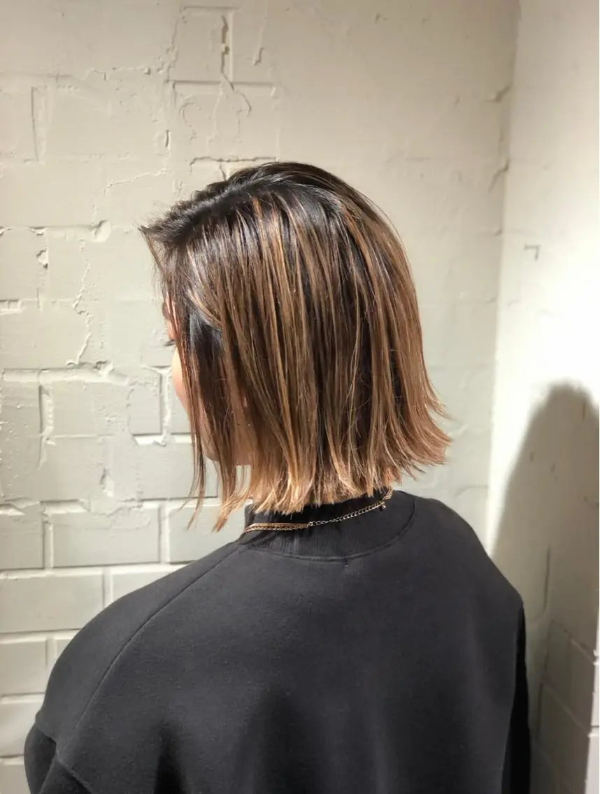 ミディアム 外国人風カラー レイヤーカット 泉 堅也のヘアスタイル