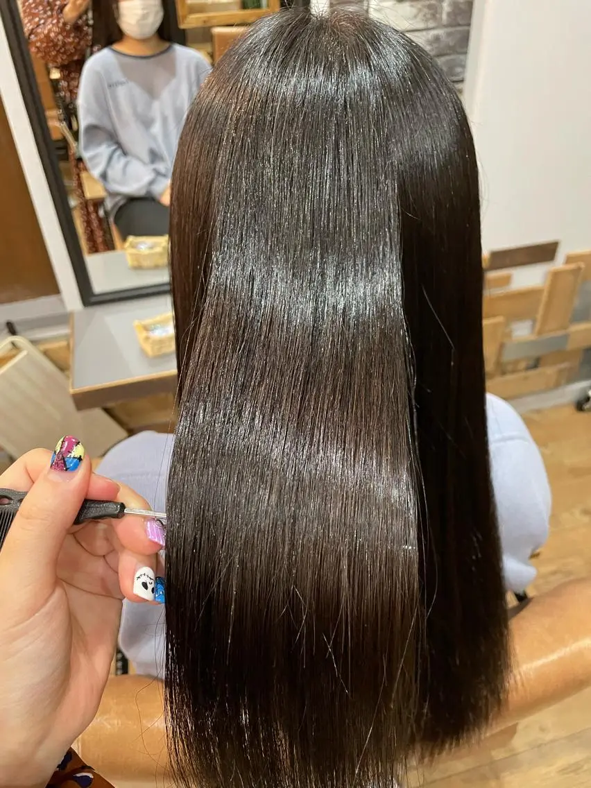 ロング カット 縮毛矯正 ROPE🫧 フウカのヘアスタイル