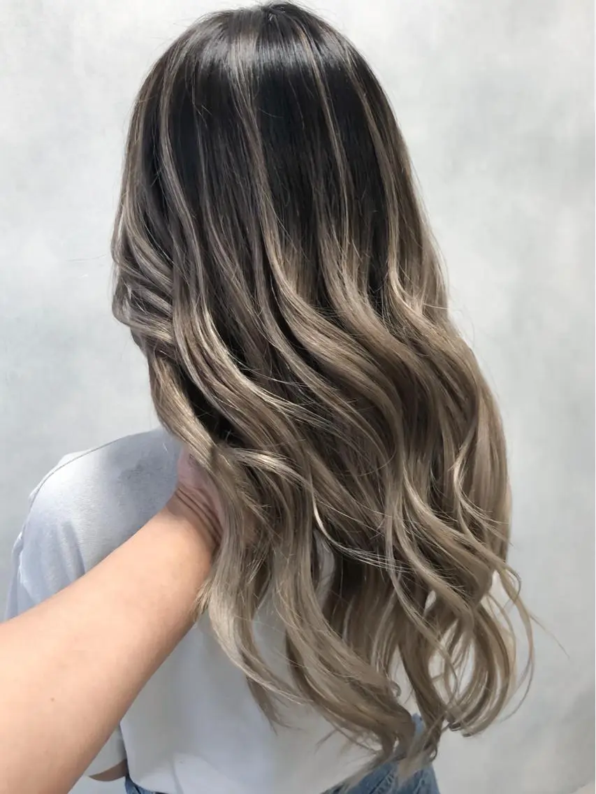 ロング カラー welring hair salonのヘアスタイル