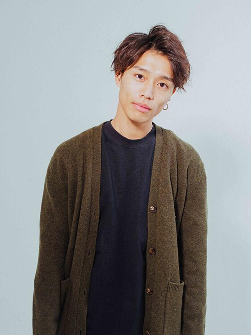 ショート メンズ アップバング コンマヘア フェードカット マッシュ スキンフェード トップスタイリスト ✨KIRIKA中野✨のヘアスタイル
