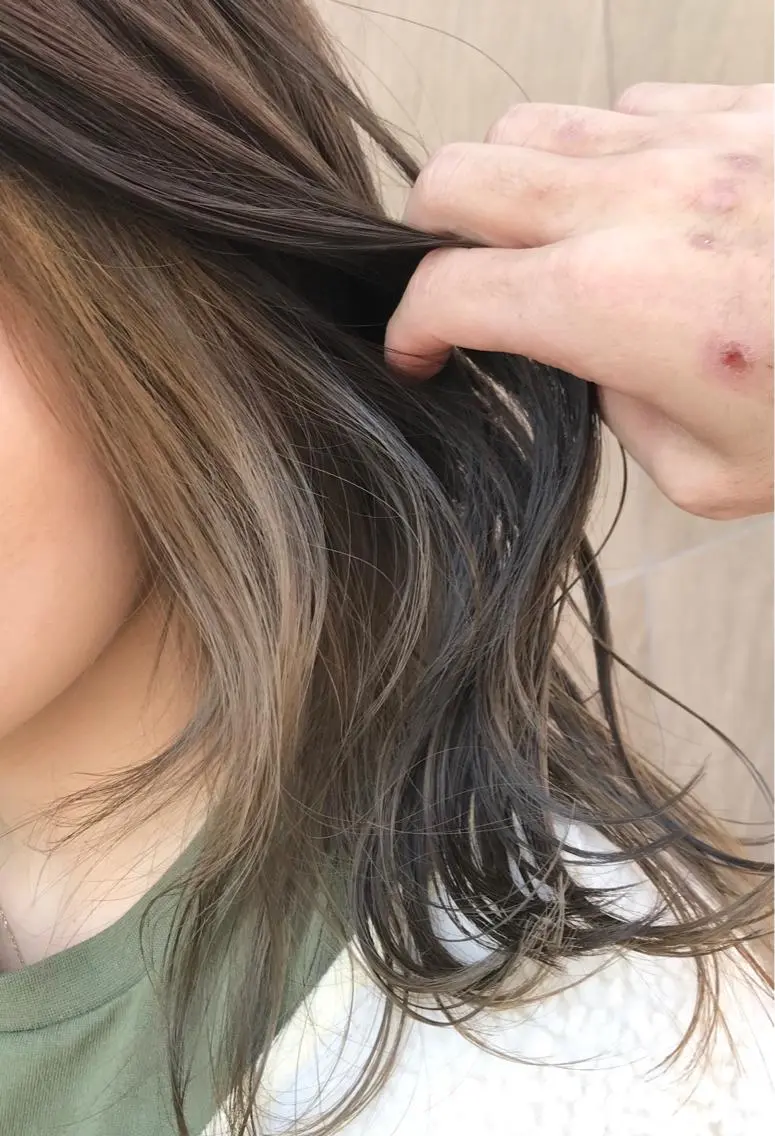ミディアム タカツド ユウキのヘアスタイル