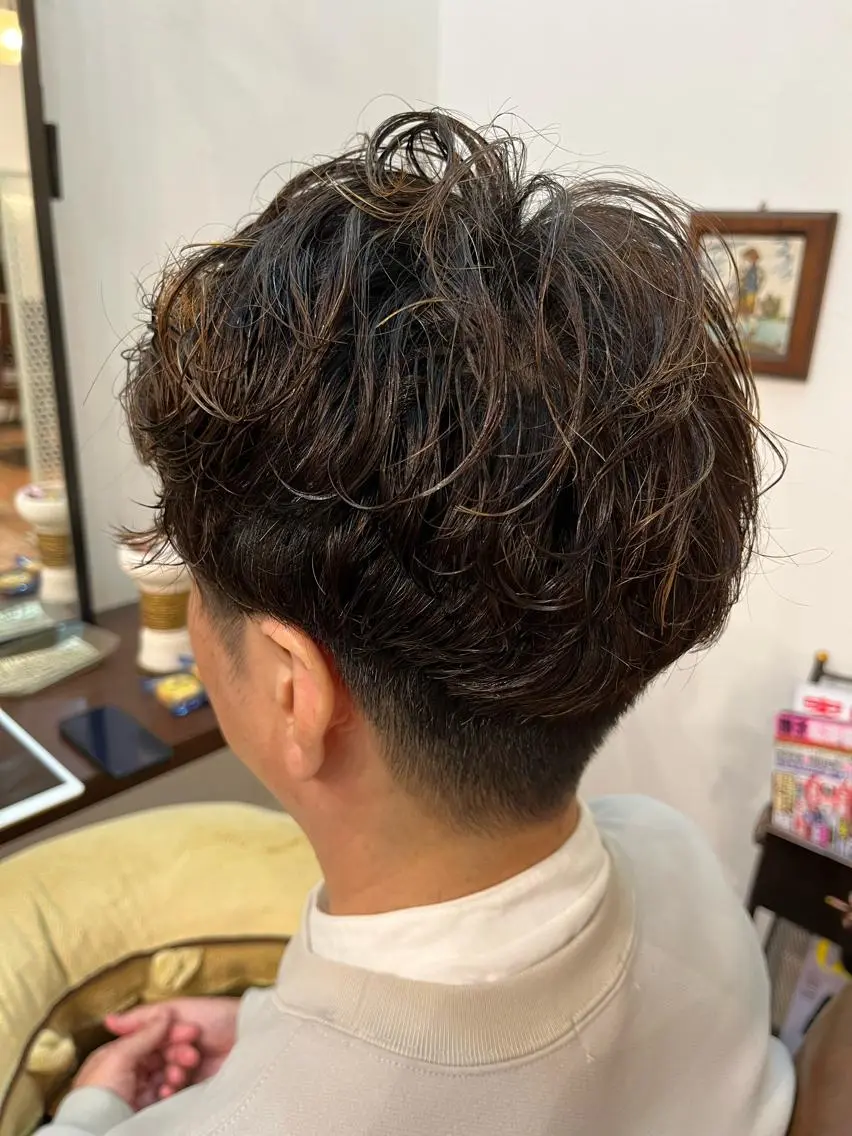 ショート パーマ メンズ 戸諸 由香里のヘアスタイル