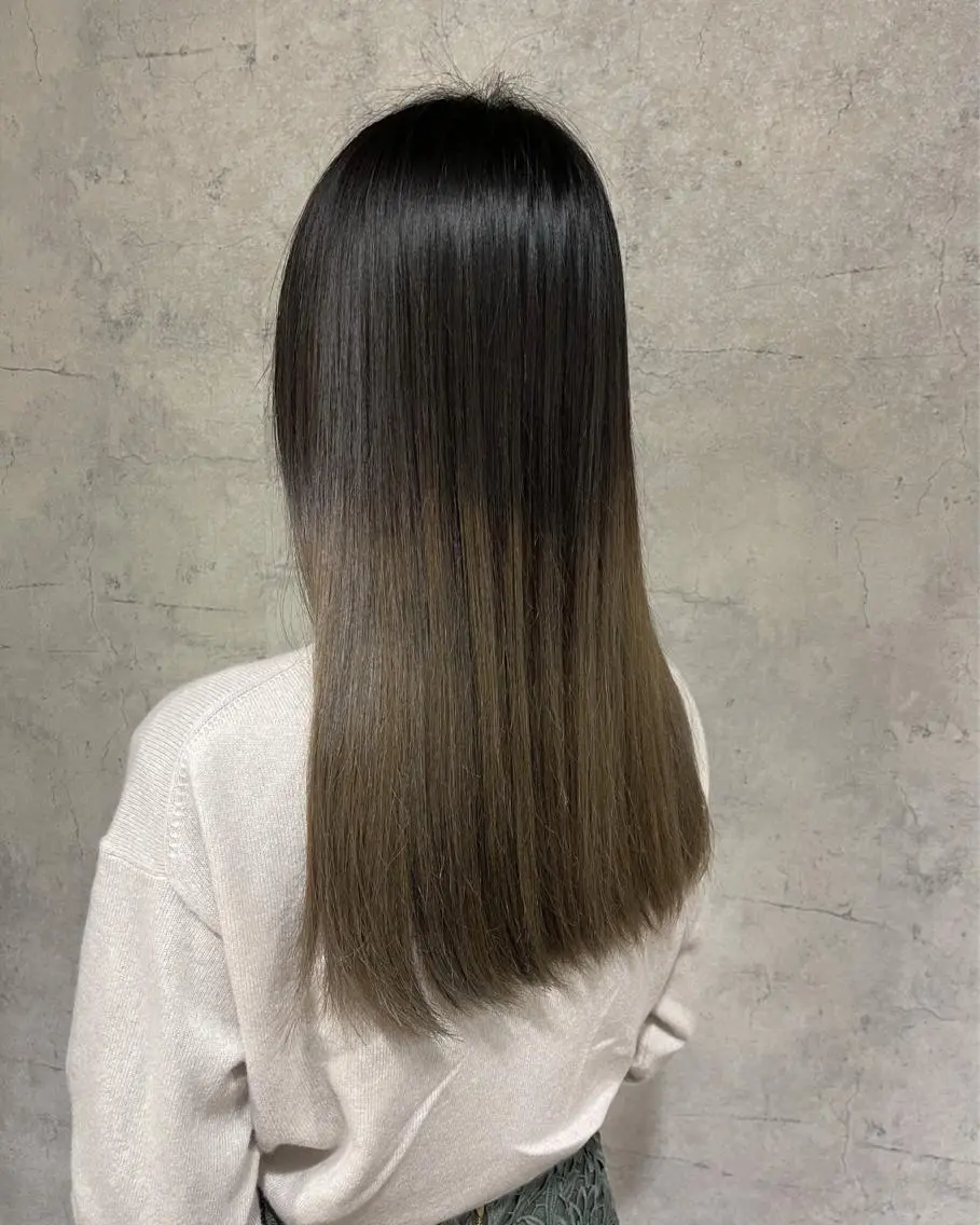 ロング カラー バレイヤージュ ブリーチ ケアブリーチ レイヤーカット トリートメント 唐澤 千尋のヘアスタイル