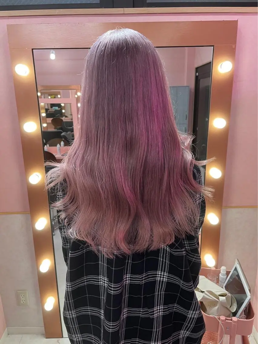 ロング カラー ブリーチ ハイトーンカラー ロング 【毎朝セット3分】 メンズパーマ　真人のヘアスタイル