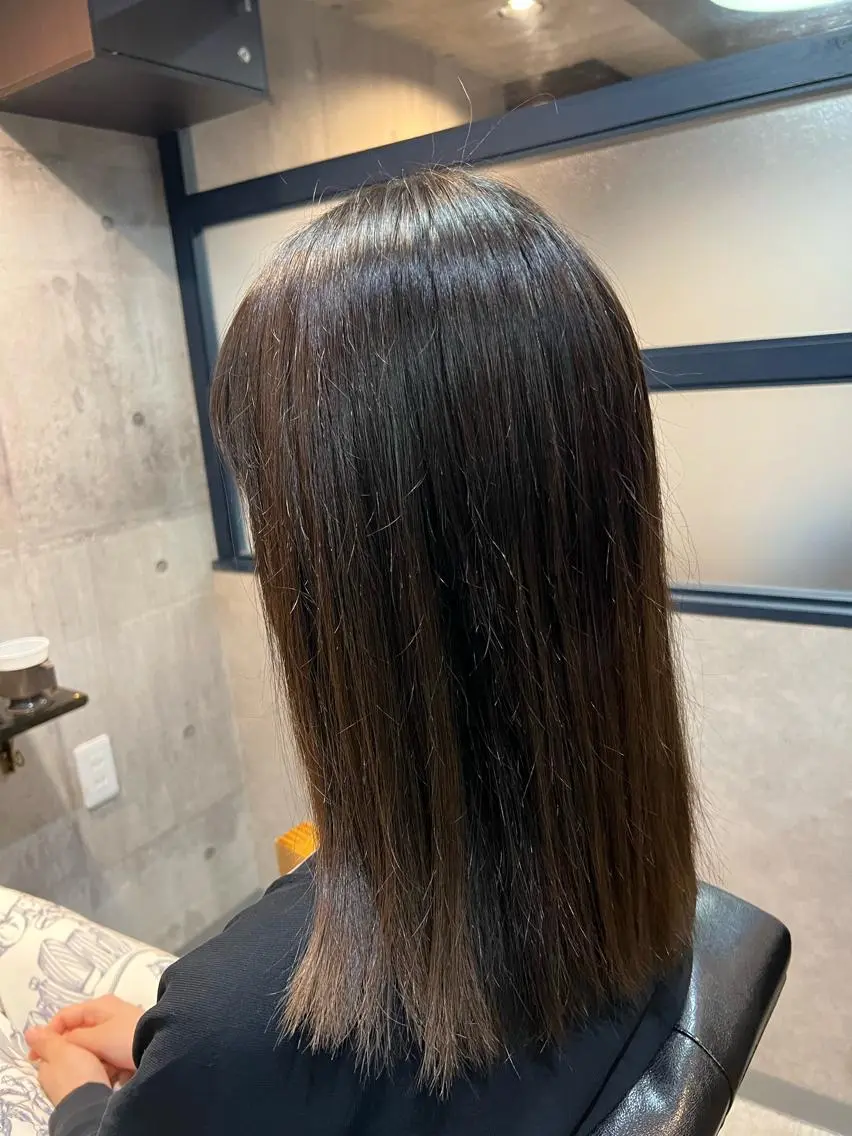 セミロング カラー 髪質改善🫧 りこのヘアスタイル