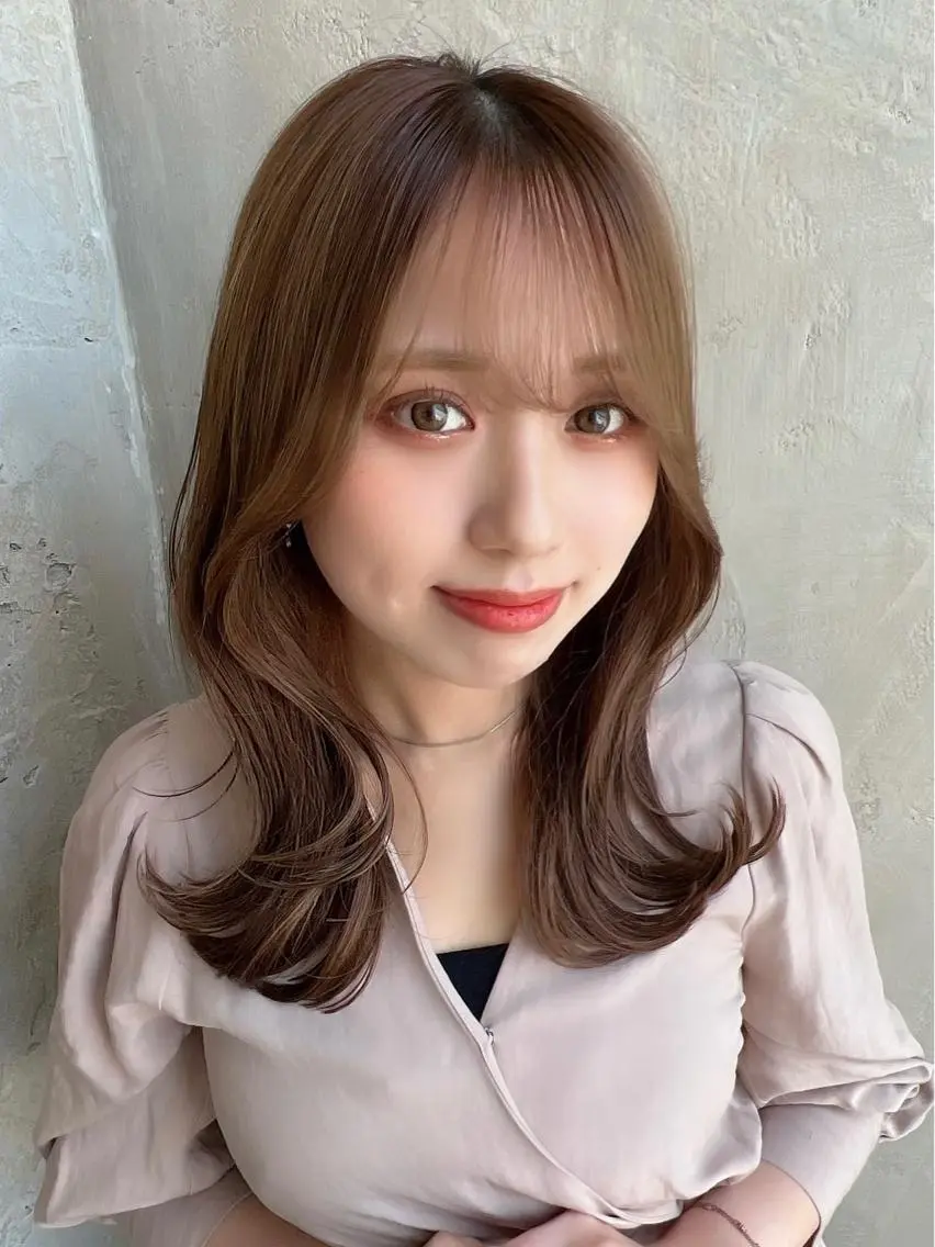 セミロング カラー ベージュカラー ブラウンカラー くびれヘア 髪質改善 縮毛矯正 🧡くびれヘア/前髪 顔周り🧡久原結衣のヘアスタイル
