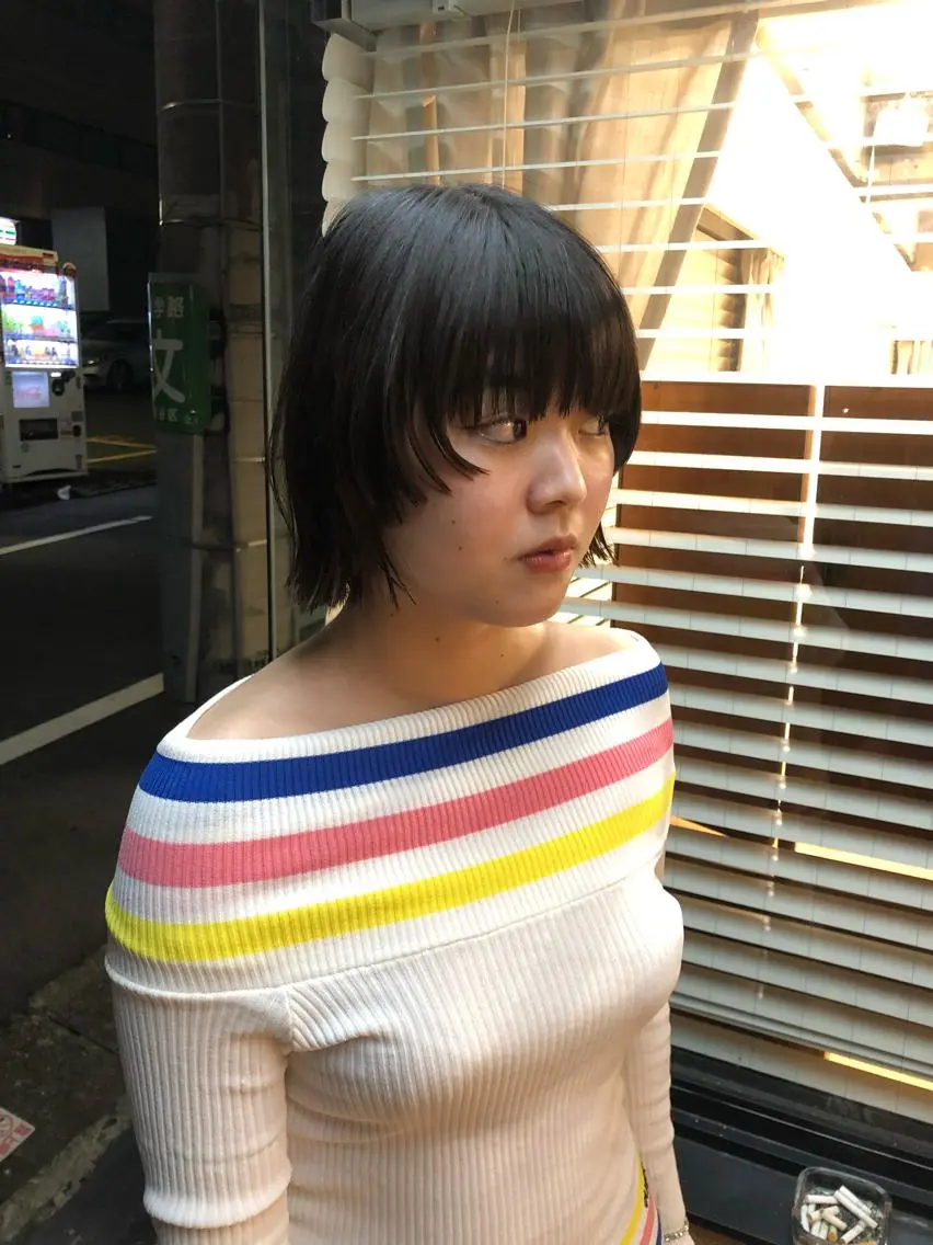 ショート ボブ 小顔カット 末崎 聖子のヘアスタイル