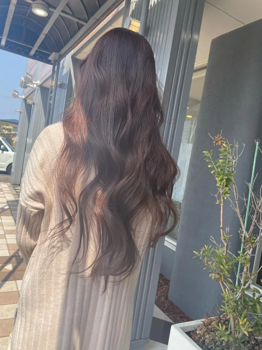 ロング カラー カット ヘアカラー 佐々木 麻純のヘアスタイル