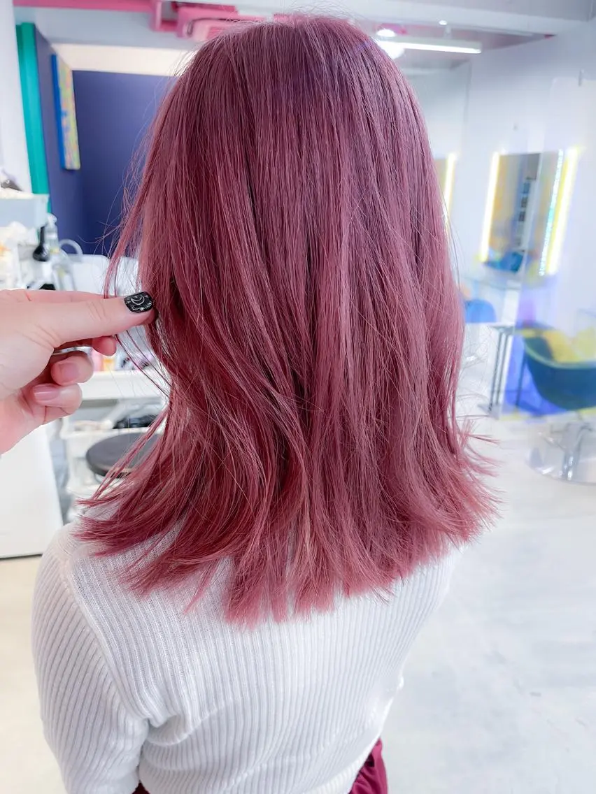 ミディアム カラー ベージュカラー ブリーチ エドルカラー イルミナカラー ピンクカラー カット ヘアカラー BOX mico.のヘアスタイル