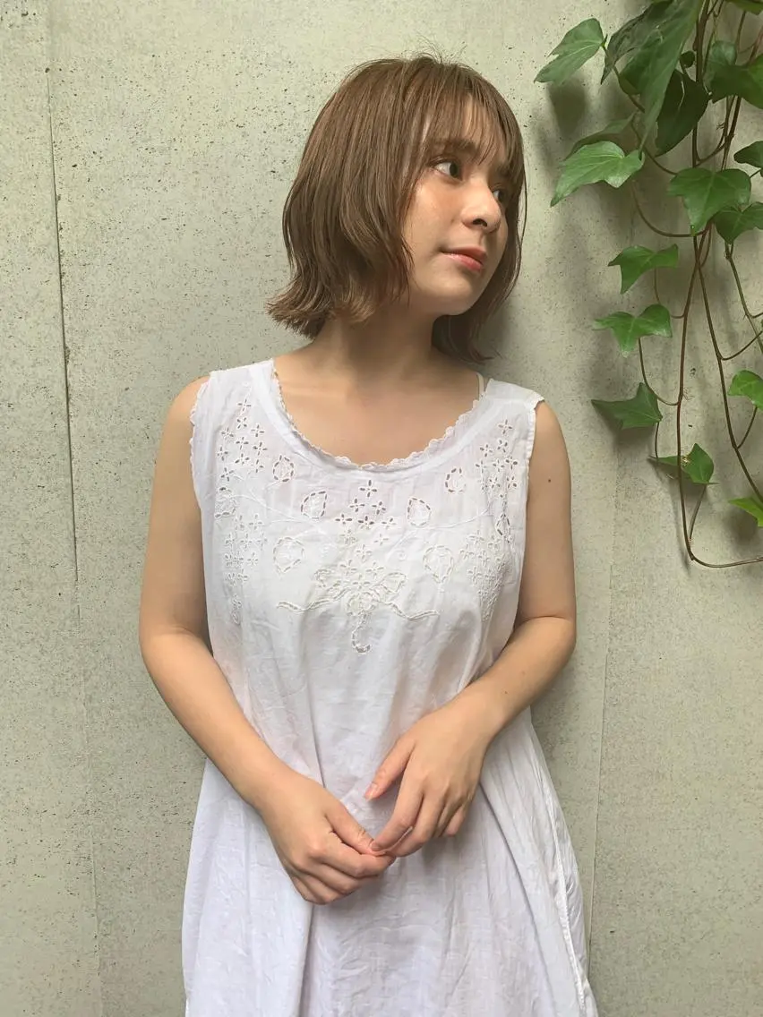 ミディアム カラー ARMONY秋山輝也 コテ巻き風パーマ特化のヘアスタイル