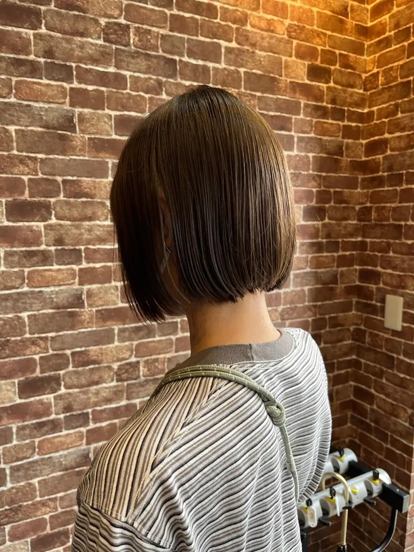 ミディアム カラー パーマ ヘアアレンジ メンズ キッズ ネイル マツエク・マツパ アイブロウ ミディアムパーマ メンズパーマ ブラウンカラー ケアカラー 透明感カラー 久木原 ゆりのヘアスタイル