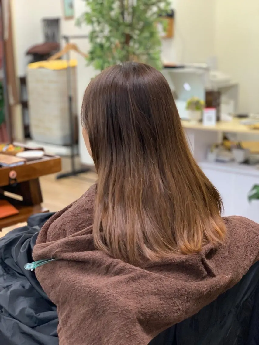 セミロング セミロングパーマ ハイライト 髪質改善 縮毛矯正 【清瀬】パサツキ 広がり改善川合剛史のヘアスタイル