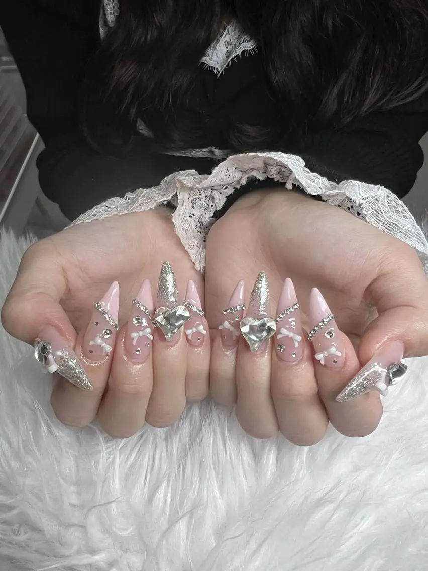 ネイル フレンチネイル ジェルネイル ハロウィン 韓国ネイル マグネットネイル ハンドネイル Hbaby nailのネイルデザイン
