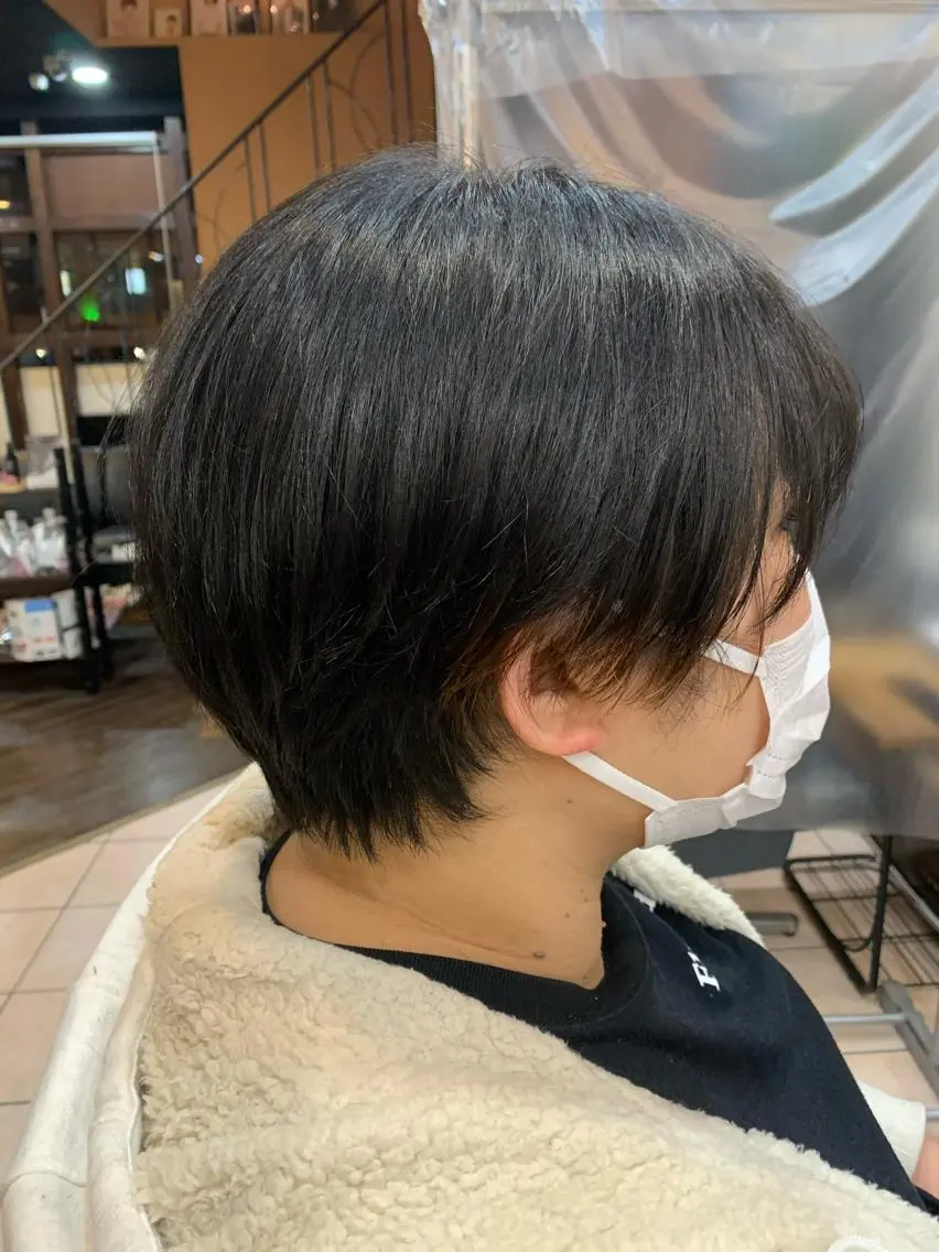 ショート カラー インナーカラー ショートヘア Zina天王寺 CHIAKIのヘアスタイル