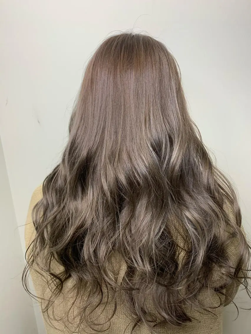 セミロング カラー ヘアカラー トリートメント どんな髪の悩みも解決 します✨田嶋俊一✨のヘアスタイル