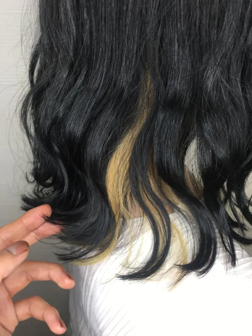 ミディアム カラー ヘアアレンジ ブロンド ヘアカラー 🧶ブリーチカラー TERU🧶のヘアスタイル