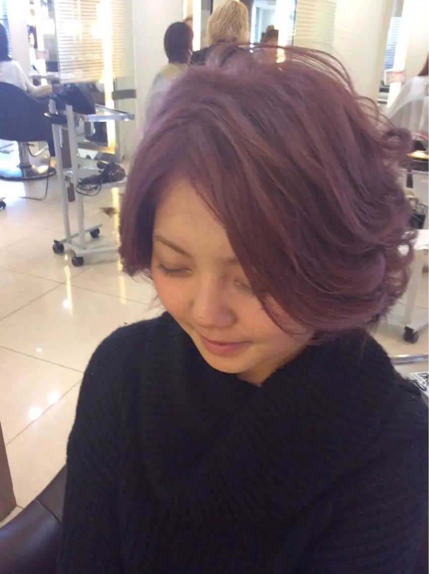 ショート カラー ピンクカラー ピンクパープル パープルカラー 似合わせ／代表 髪質改善/山田将大のヘアスタイル
