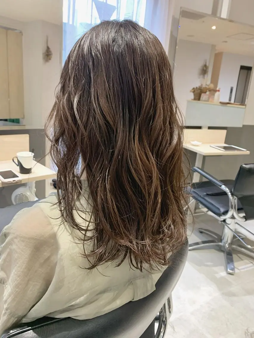 ロング カラー 髪質改善専門店 Lucasのヘアスタイル