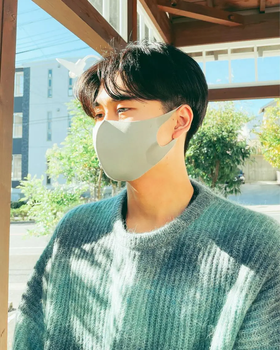 パーマ メンズ センターパート 吉田 浩太郎のヘアスタイル