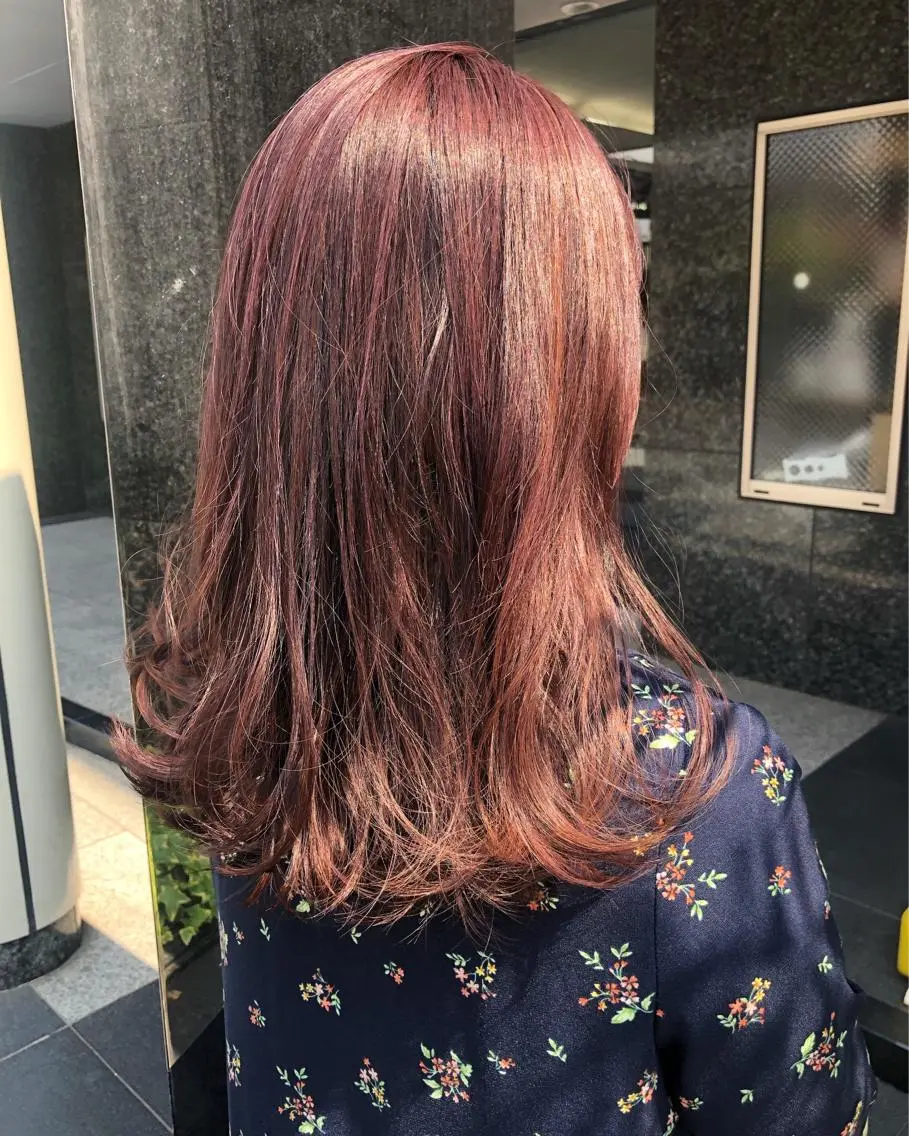 ロング カラー 東 みのりのヘアスタイル