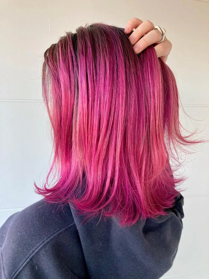 ミディアム タカツド ユウキのヘアスタイル