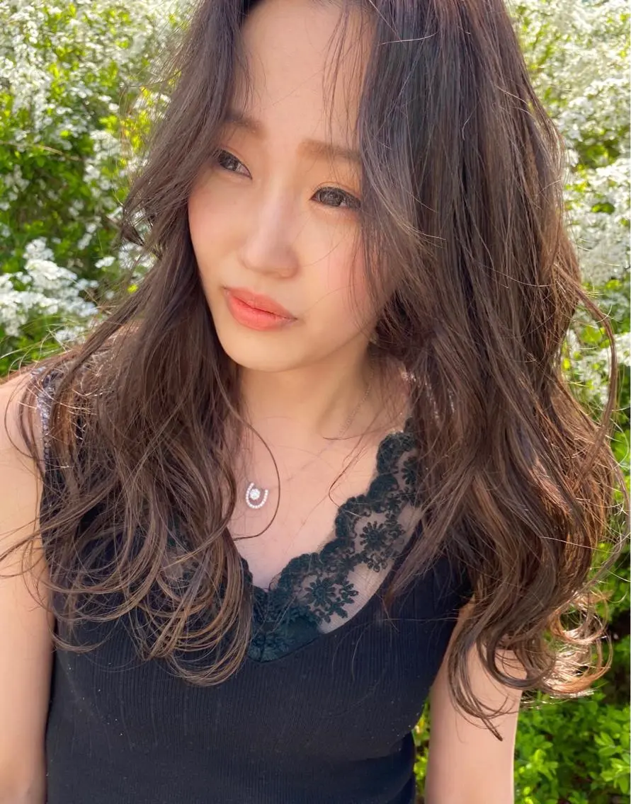 セミロング カラー グレージュ ハイライトカラー ハイライト 田町駅徒歩5分 🌼fumiのヘアスタイル
