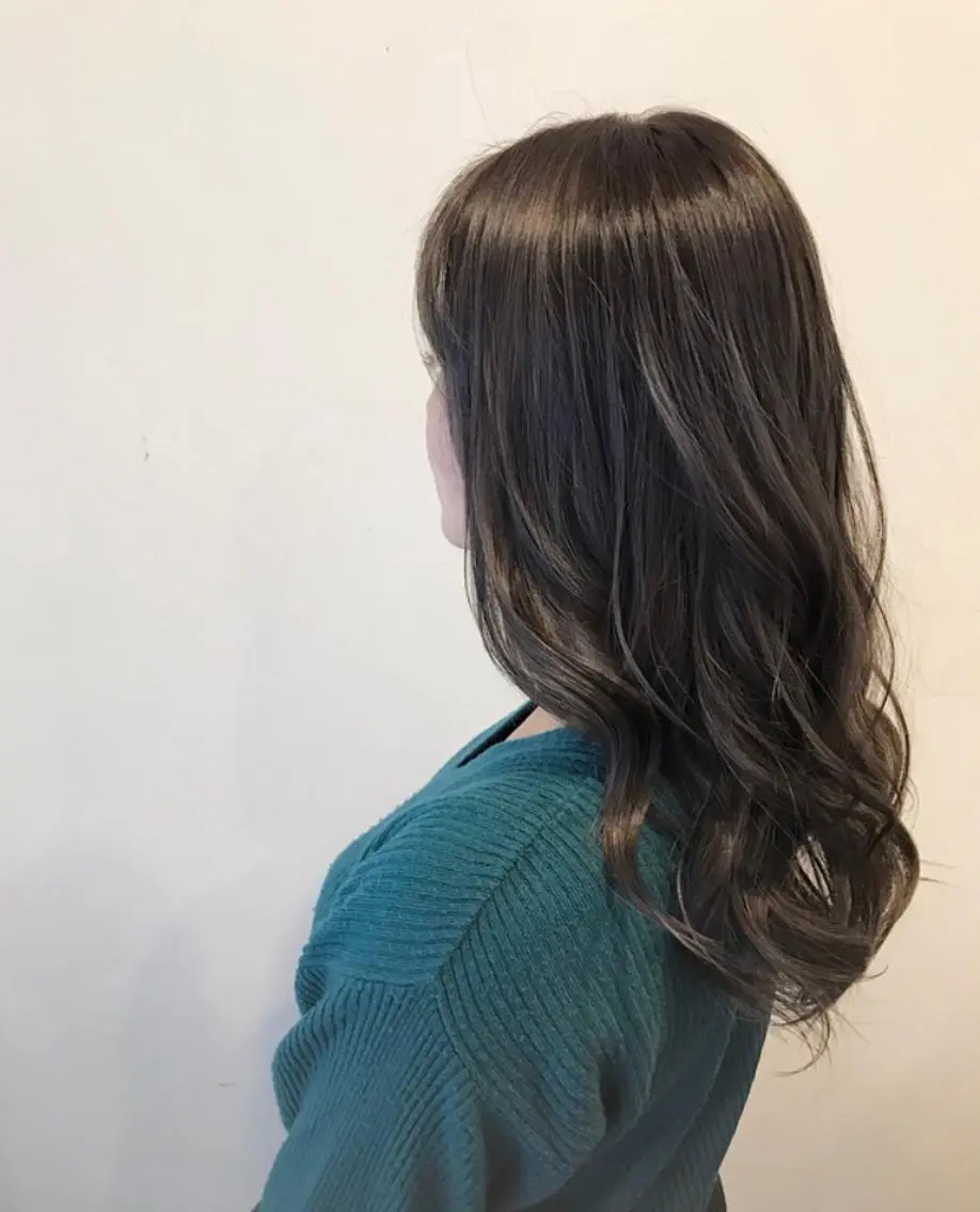 セミロング カラー mayo 🐄🌈のヘアスタイル