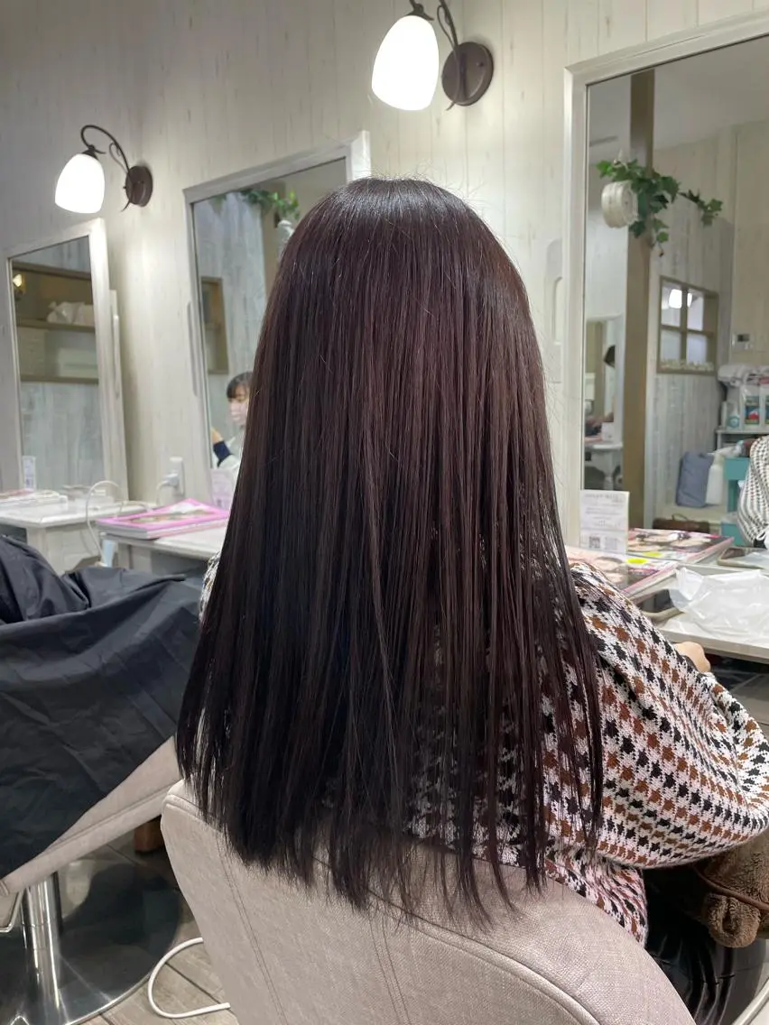 ロング ネモトメイナ🌿 今月末で退職しますのヘアスタイル