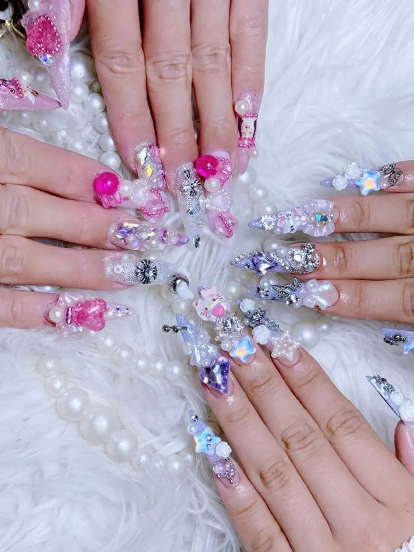 ネイル 持ち込み ハンドネイル 🩵Yun nail Salon 🩵のネイルデザイン