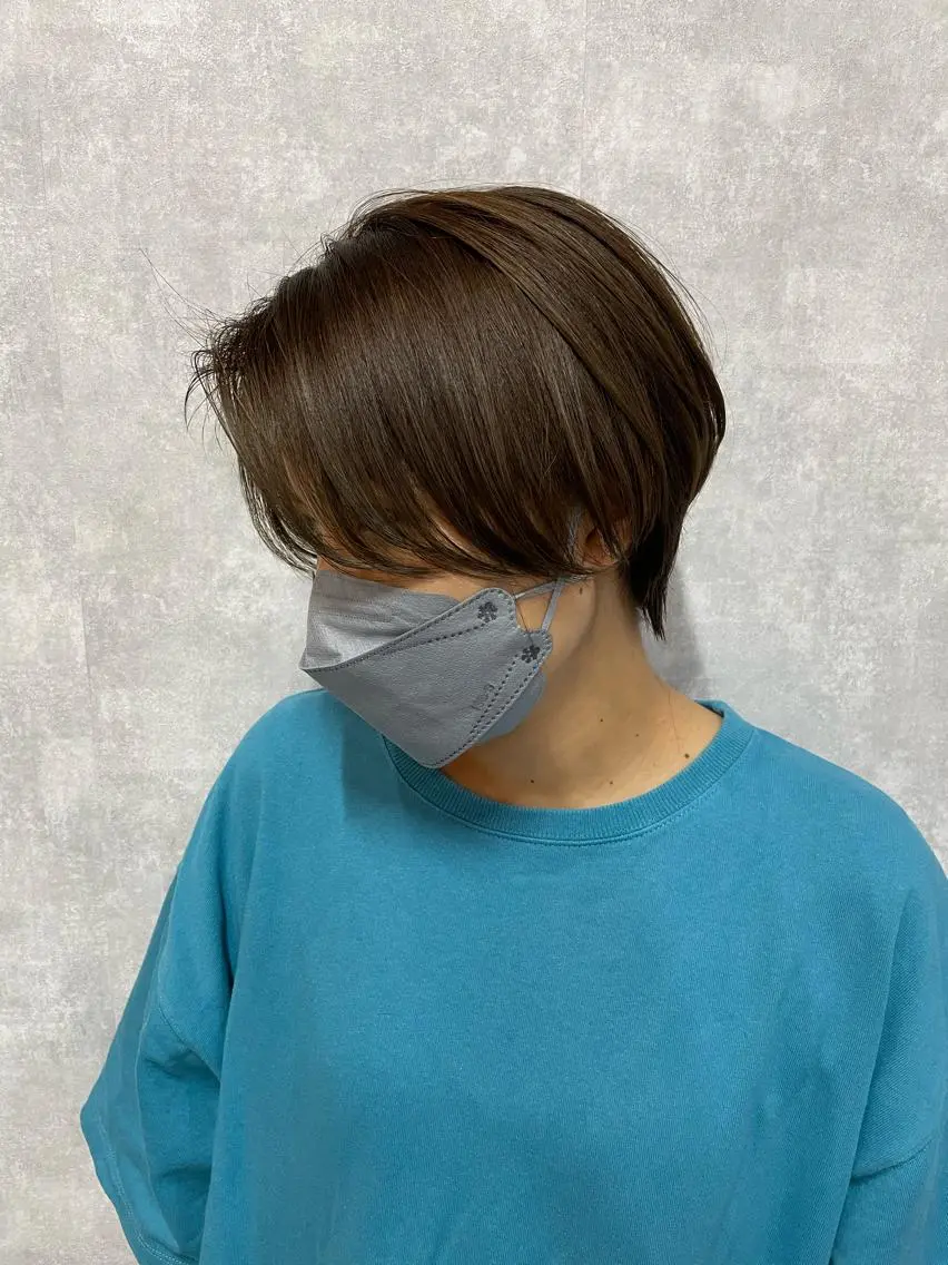 ショート 切りっぱなしボブ ショートボブ ハンサムショート 丸みショート アッシュ モテ髪/ボブ/ショー ト/アダチフウトのヘアスタイル