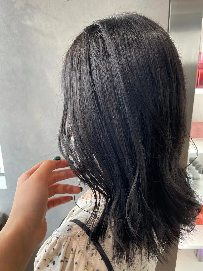 セミロング カラー ヘアカラー ナチュラル透明感🌱 小山美樹子のヘアスタイル