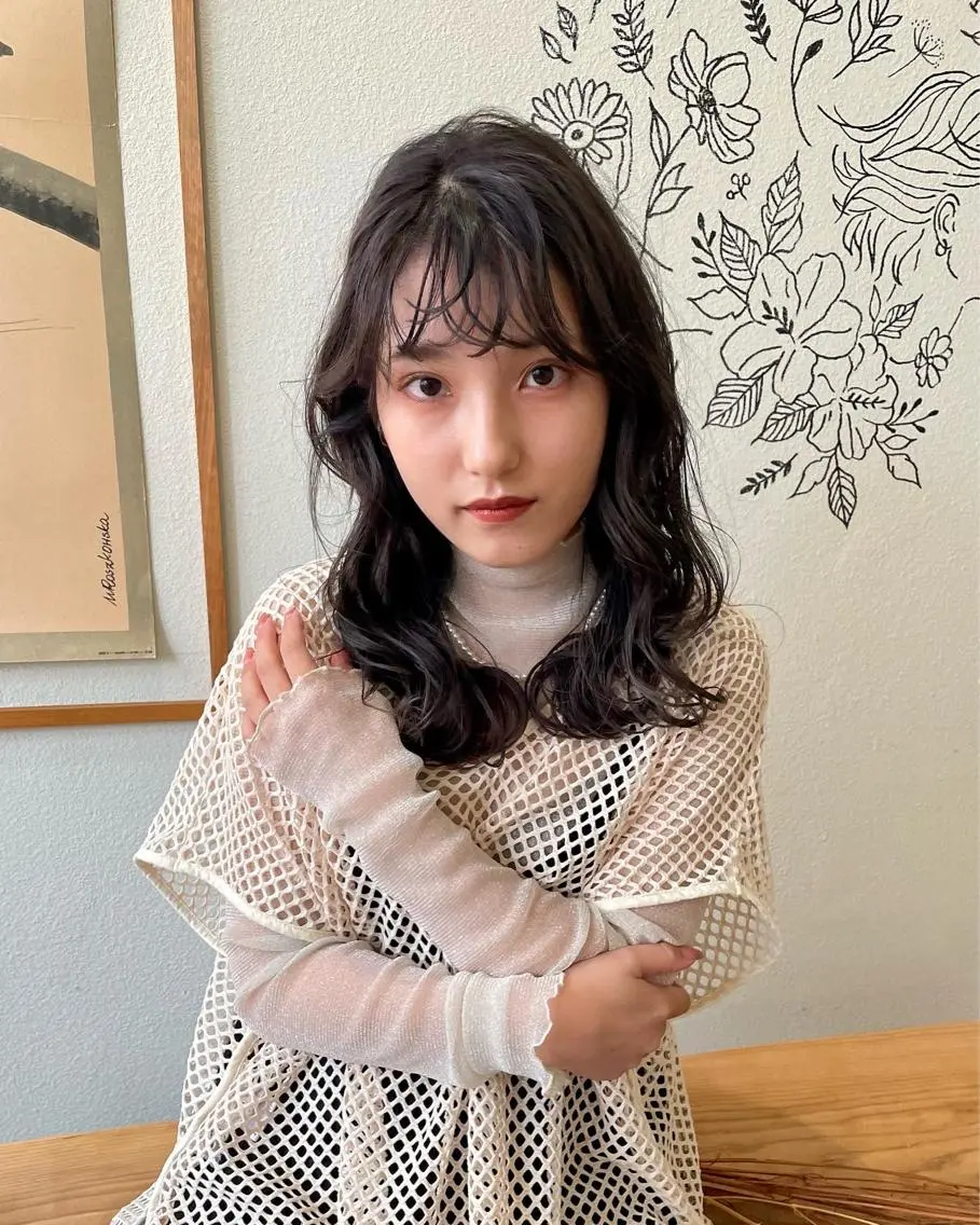 セミロング カラー ヒナゴ トヨカズのヘアスタイル
