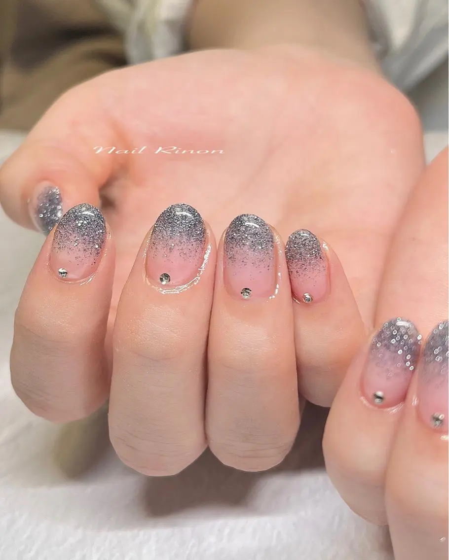 ネイル グラデーション ラメ(グリッター) ラメグラデーション ハンドネイル Nail Rinonのネイルデザイン