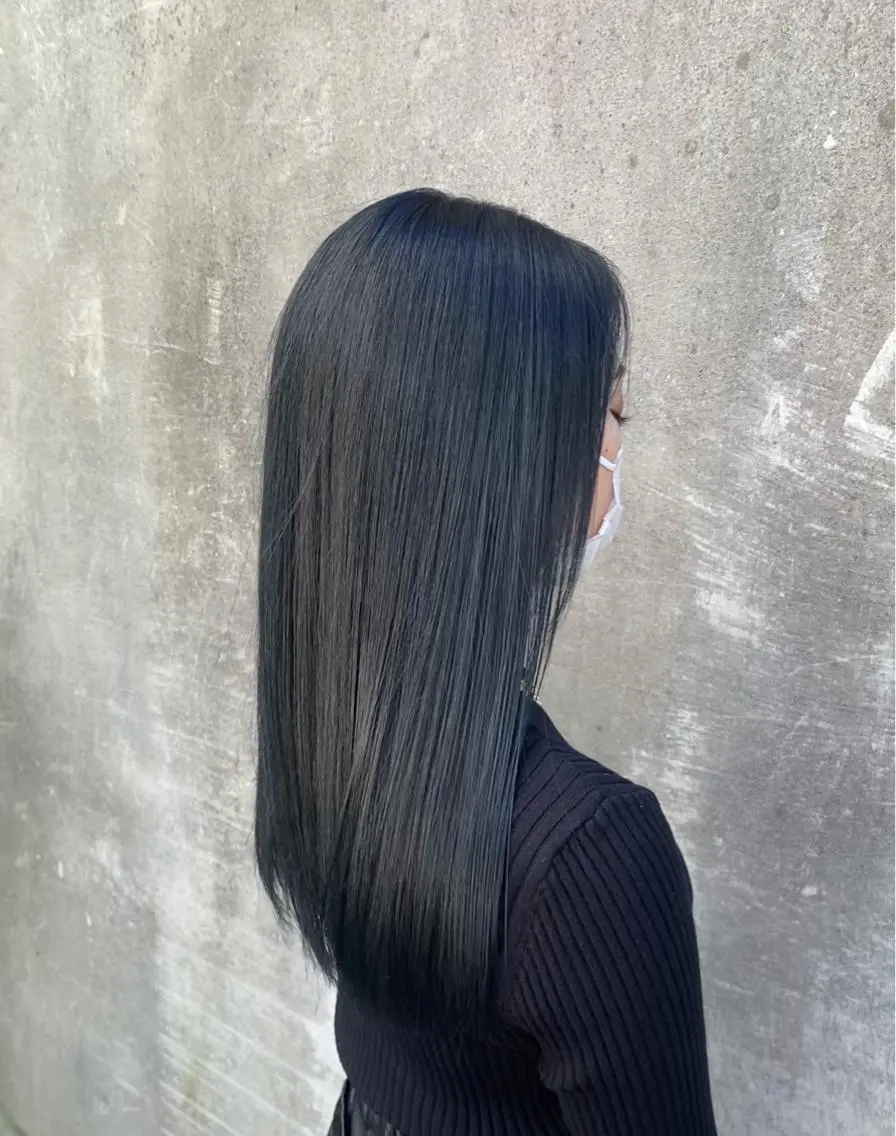 ロング カラー 黒髪 ブルーカラー ブルーブラック 6月NEWopen/ MINAMI🩶のヘアスタイル