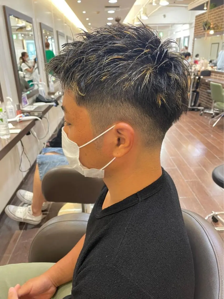 ショート カラー メンズ メンズハイライト ハイライトカラー ハイライト ショートヘア レディースカット いからしゆうたのヘアスタイル