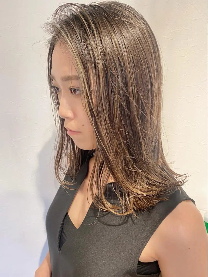 ミディアム 上村 ダイスケのヘアスタイル