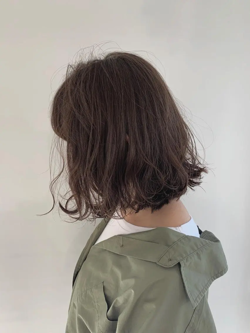 ミディアム カラー パーマ ヘアアレンジ 加藤 綾華のヘアスタイル