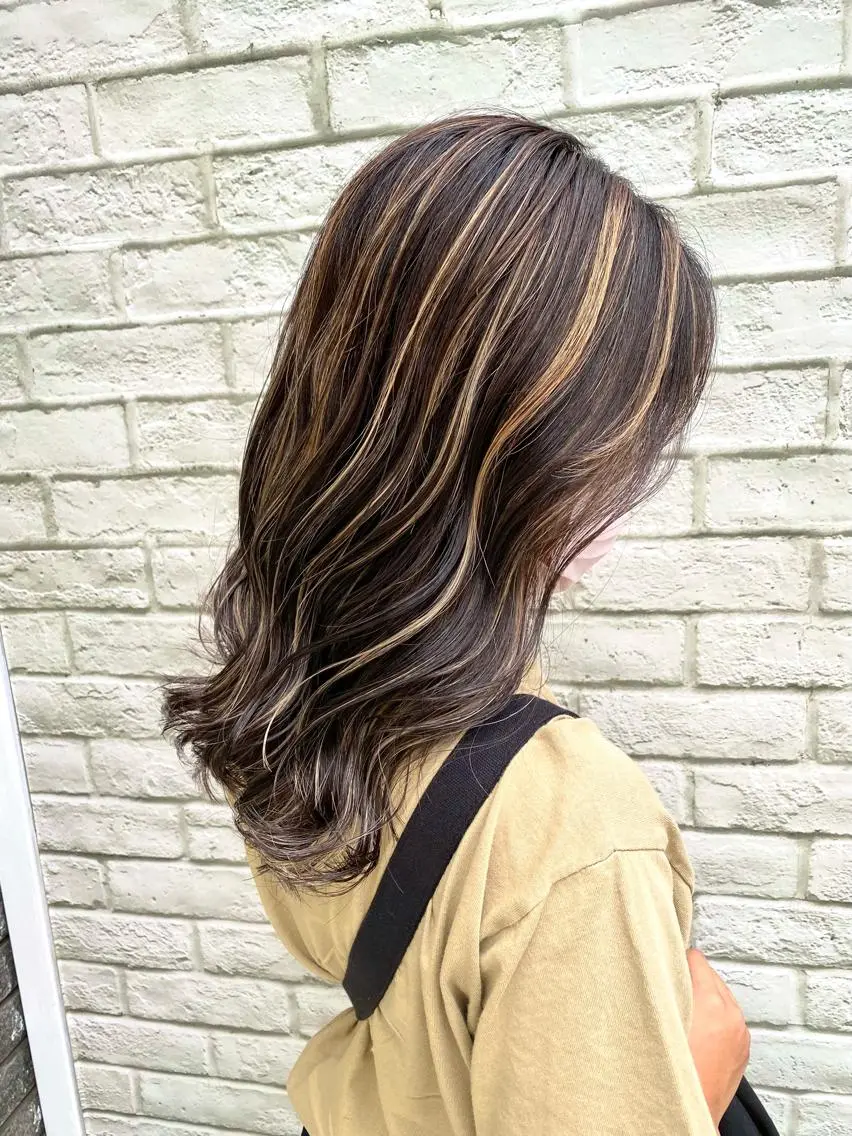 セミロング 🫧ふくだ りな 🕊のヘアスタイル