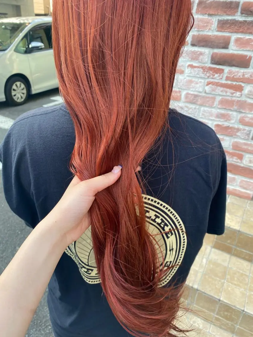 ロング カラー ブリーチ オレンジ 関口 桃花🌷 暖色カラーのヘアスタイル