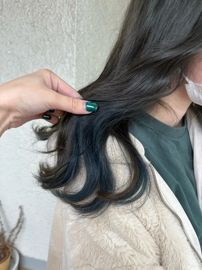 セミロング カラー niconail 🧣ayu 📍烏山のネイルデザイン
