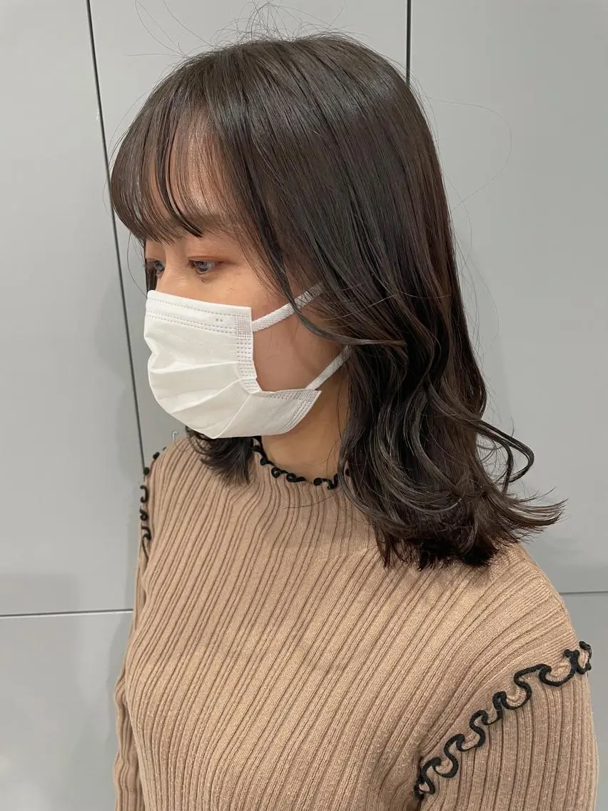 ミディアム カラー 透明感カラー ダークグレー ダークグレージュ グレージュ カット ヘアカラー 狩野 羅夢のヘアスタイル