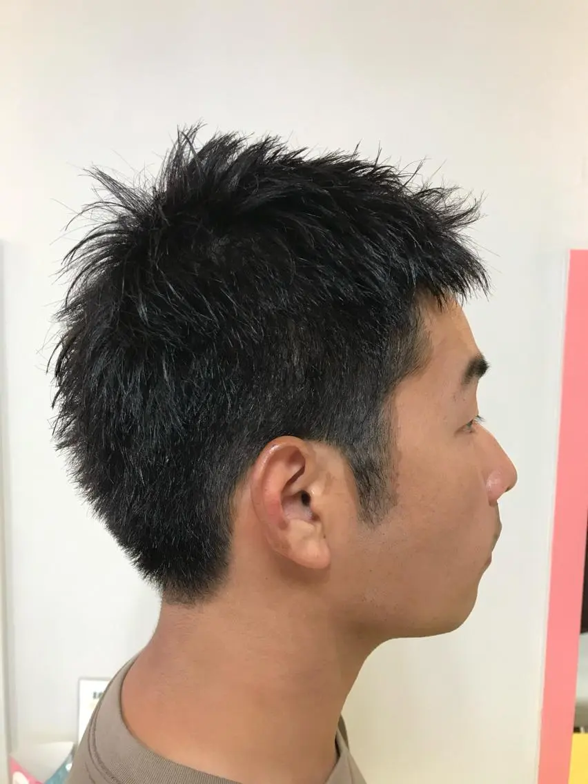 ショート カラー メンズ 横田 尚登のヘアスタイル