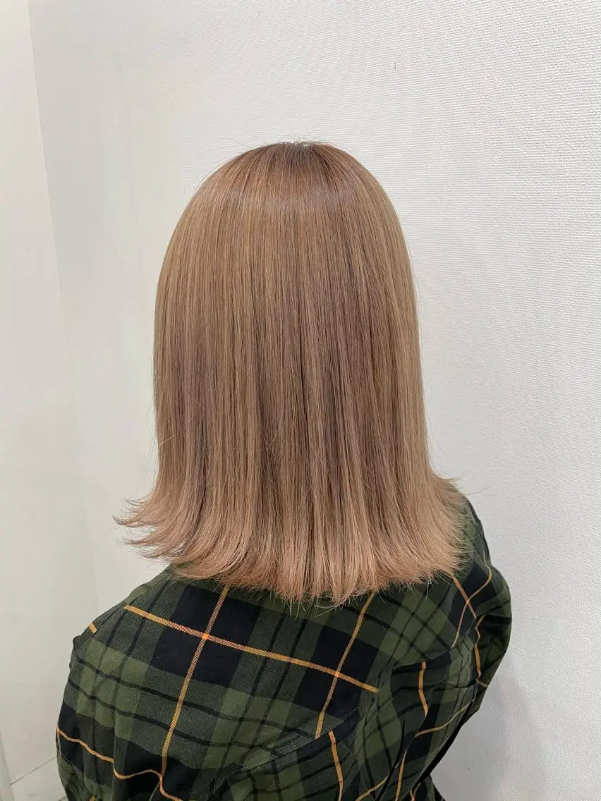 カラー 伊藤 莉奈　韓国ヘアのヘアスタイル