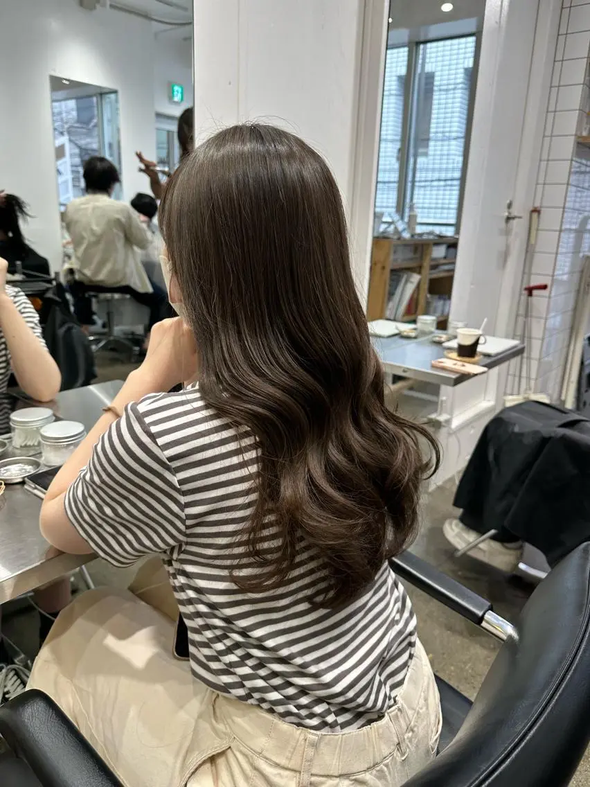 ロング カラー アディクシーカラー 透明感カラー グレージュ オリーブカラー ♡🪞韓国スタイル/ MISATO🪞♡のヘアスタイル