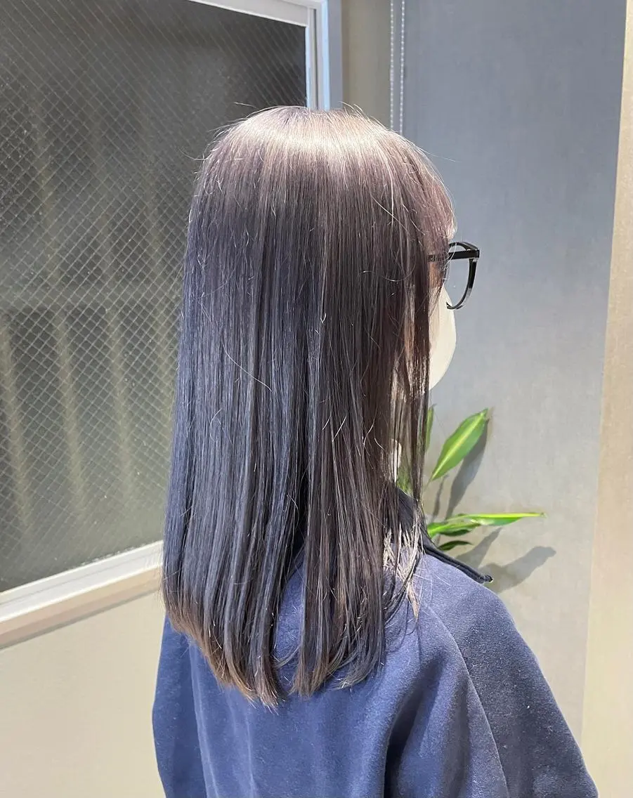 ロング カラー さと ちはるのヘアスタイル