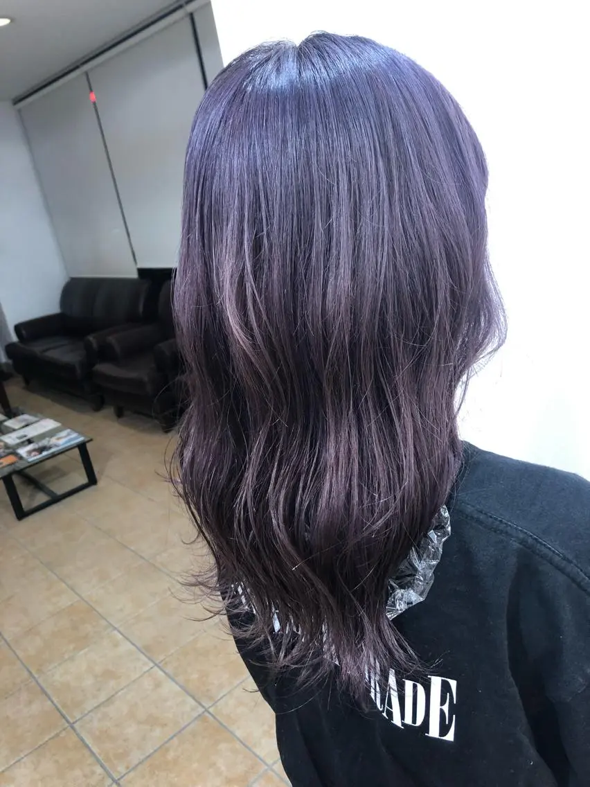 ロング カラー ブリーチ ピンクカラー バイオレットカラー バイオレットピンク 松田 真央のヘアスタイル