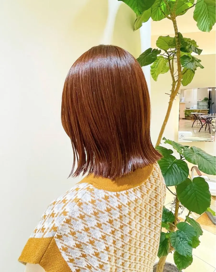 ショート カラー 切りっぱなしボブ ボブ 丸山 愛唯のヘアスタイル